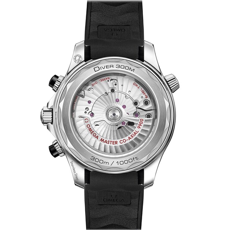 montre Omega avec un boîtier en acier, un cadran noir et un diamètre de 44