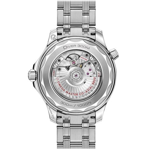 Omega horloge met een kast in staal, met een wijzerplaat in het groen en een diameter van 42 mm