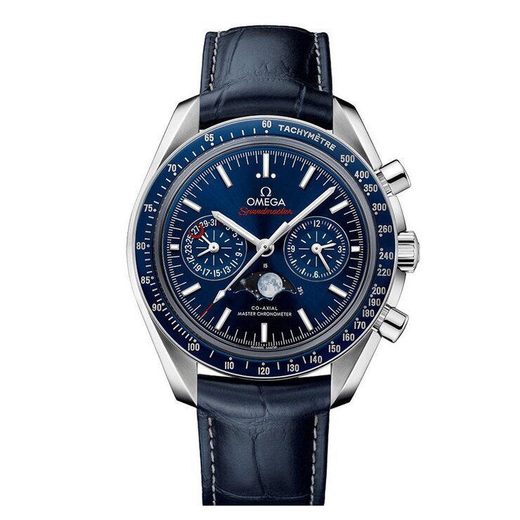 montre Omega avec un boîtier en acier, un cadran bleu et un diamètre de 44 mm