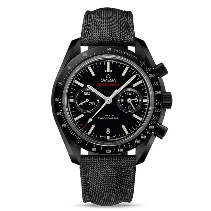 Omega horloge met een kast in keramiek, met een wijzerplaat in het zwart en een diameter van 44