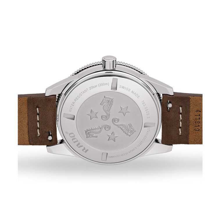 Rado horloge met een kast in staal, met een wijzerplaat in het zwart en een diameter van 42 mm