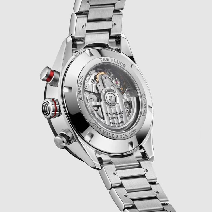 TAG Heuer horloge met een kast in staal, met een wijzerplaat in het zwart en een diameter van 44