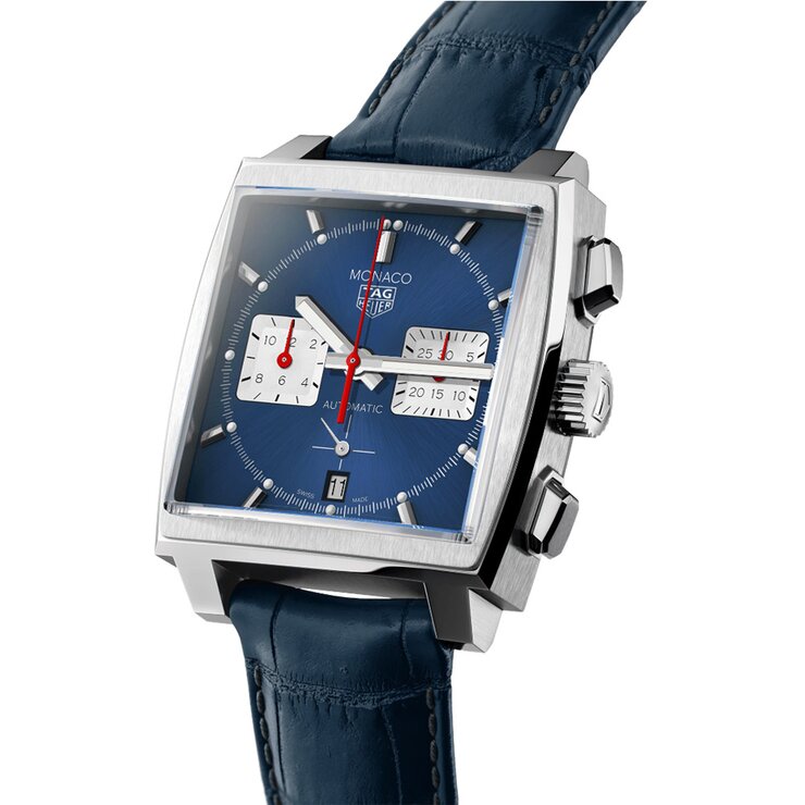 TAG Heuer horloge met een kast in staal, met een wijzerplaat in het blauw en een diameter van 39