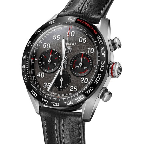 TAG Heuer horloge met een kast in staal, met een wijzerplaat in het grijs en een diameter van 44 mm