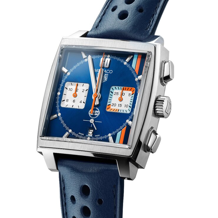 TAG Heuer horloge met een kast in staal, met een wijzerplaat in het blauw en een diameter van 39 mm