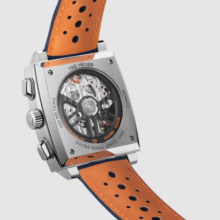 TAG Heuer horloge met een kast in staal, met een wijzerplaat in het blauw en een diameter van 39 mm