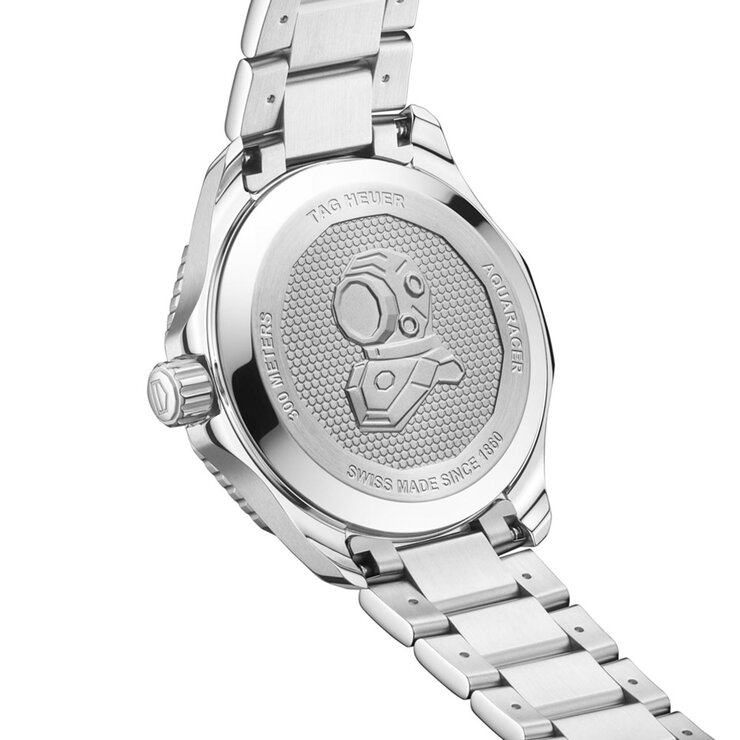 TAG Heuer horloge met een kast in staal, met een wijzerplaat in het groen en een diameter van 42