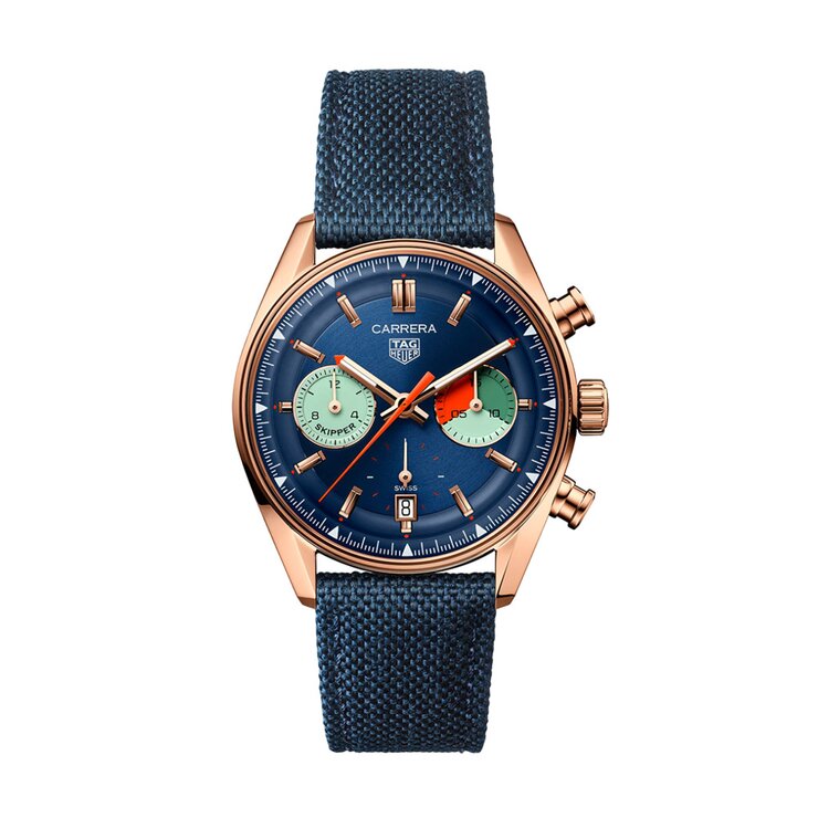 TAG Heuer horloge met een kast in rosé goud, met een wijzerplaat in het blauw en een diameter van 39 mm