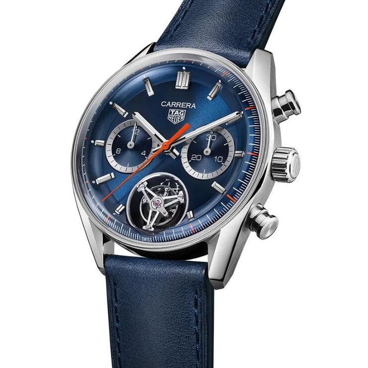 TAG Heuer horloge met een kast in staal, met een wijzerplaat in het blauw en een diameter van 42