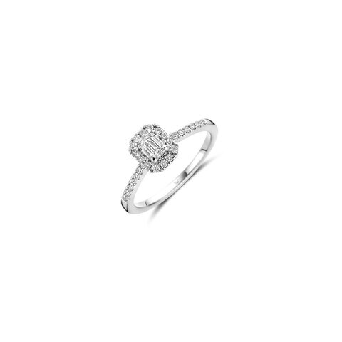 bague de fiançailles The Exclusive Collection en or blanc 18 ct avec diamant emeraude de 0.31 carat comme pierre principale entouré de briljants de 0,21 karaat