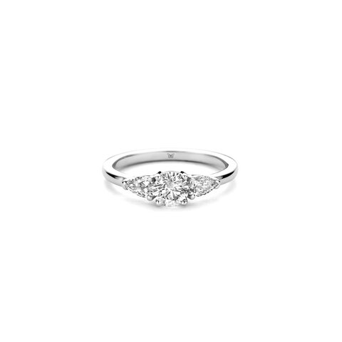 The Exclusive Collection verlovingsring in wit goud 18kt met briljant (ronde diamant) van 0,50 karaat en peervormige diamant