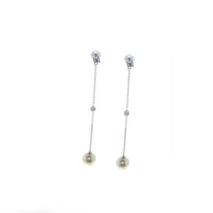 Utopia en or blanc 18 ct avec perles entouré de briljants de 0,46 karaat