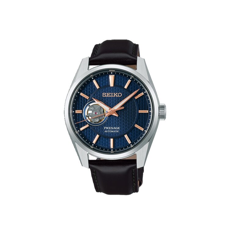 Seiko horloge met een kast in staal, met een wijzerplaat in het blauw en een diameter van 40