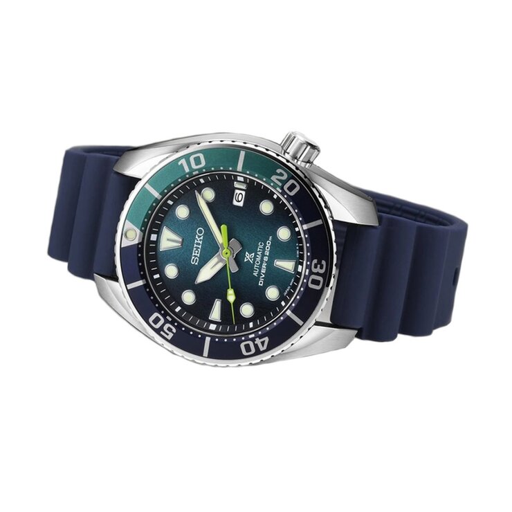 Seiko horloge met een kast in staal, met een wijzerplaat in het blauw en een diameter van 45 mm