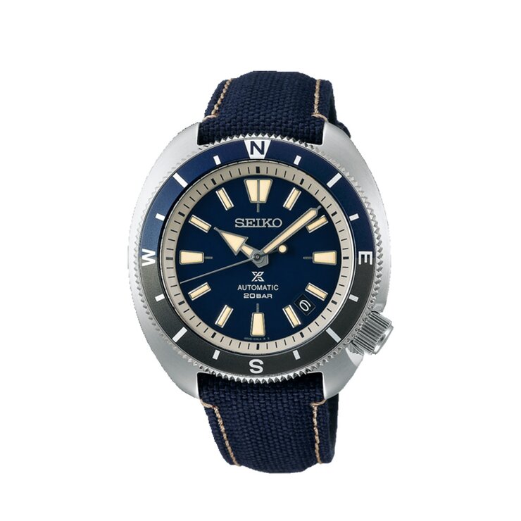 montre Seiko avec un boîtier en acier, un cadran bleu et un diamètre de 42