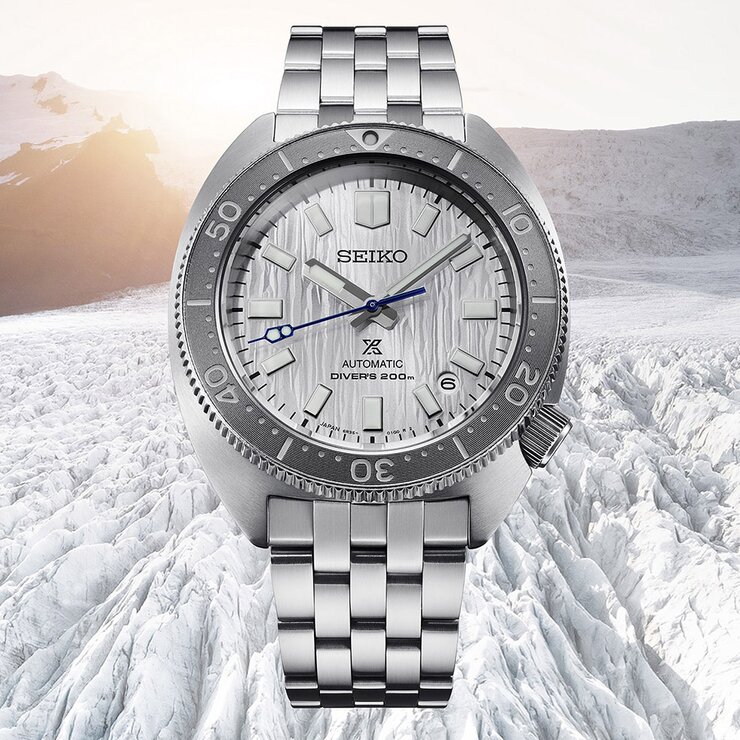 Seiko horloge met een kast in staal, met een wijzerplaat in het zilver en een diameter van 41 mm
