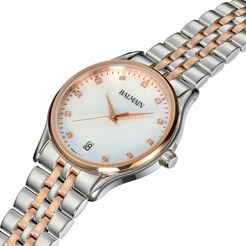 Balmain horloge met een kast in staal, met een wijzerplaat in het parelmoer met  briljant en een diameter van 32 mm
