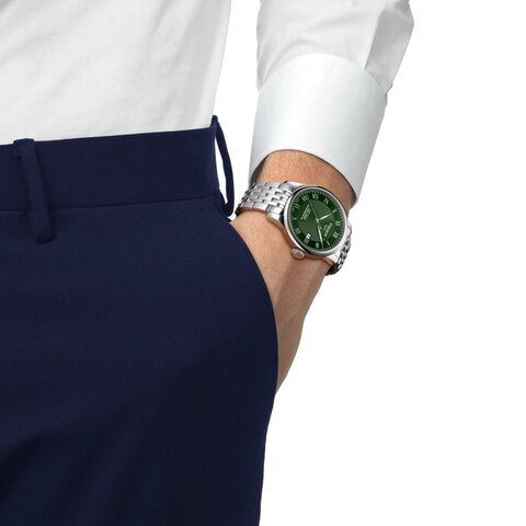 Tissot horloge met een kast in staal, met een wijzerplaat in het groen en een diameter van 39 mm