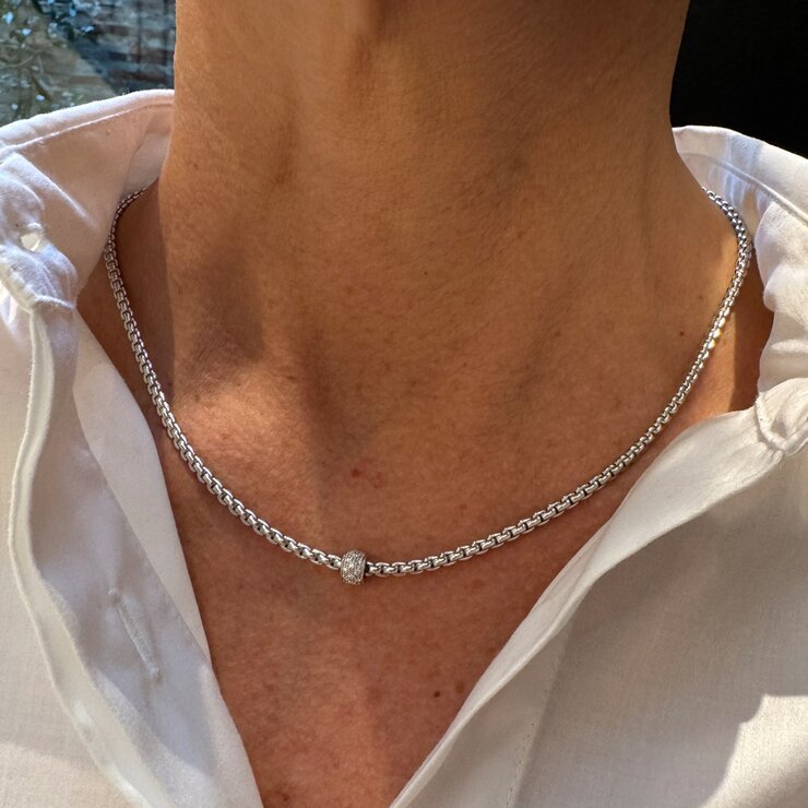 Fope ketting in wit goud 18kt met briljant van 0,19 karaat