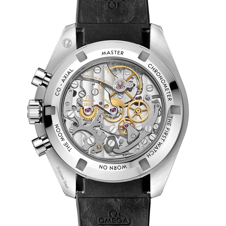 Omega horloge met een kast in staal, met een wijzerplaat in het wit en een diameter van 42 mm