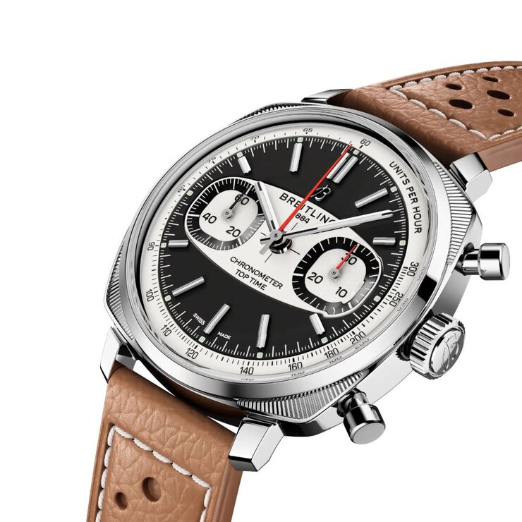 Breitling horloge met een kast in staal, met een wijzerplaat in het zwart en een diameter van 38 mm