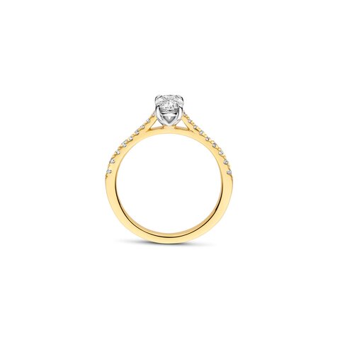 bague de fiançailles The Exclusive Collection en or jaune 18 ct avec diamant ovale de 0.51 carat comme pierre principale entouré de briljants de 0,20 karaat