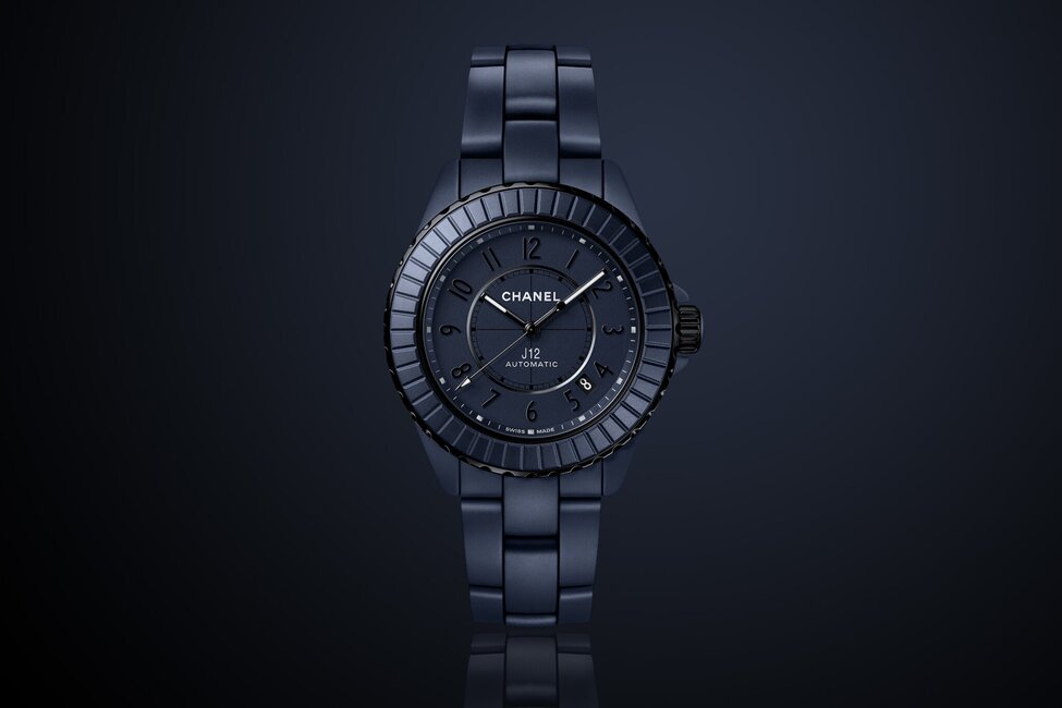 CHANELJ12BLEU-Banner.jpg
