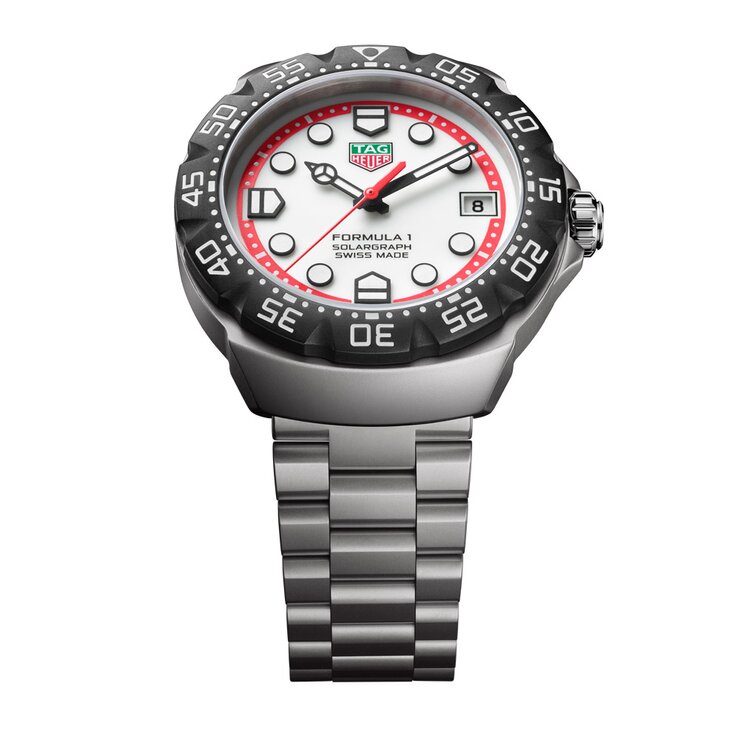 TAG Heuer horloge met een kast in polylight op staal, met een wijzerplaat in het wit en een diameter van 38