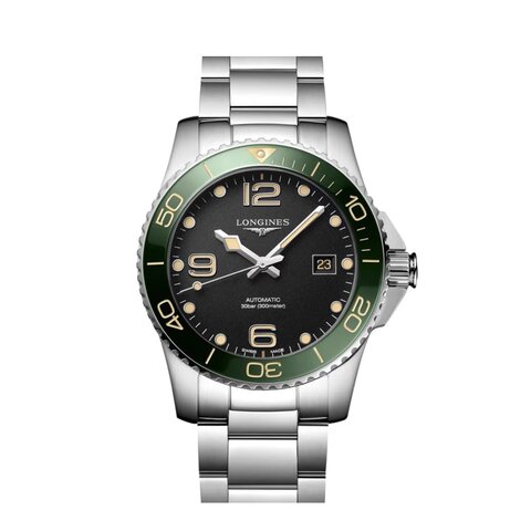 Longines horloge met een kast in keramiek op staal, met een wijzerplaat in het zwart en een diameter van 41