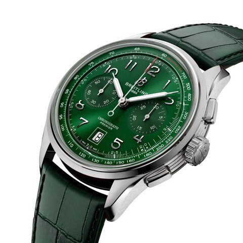 Breitling horloge met een kast in staal, met een wijzerplaat in het groen en een diameter van 42 mm