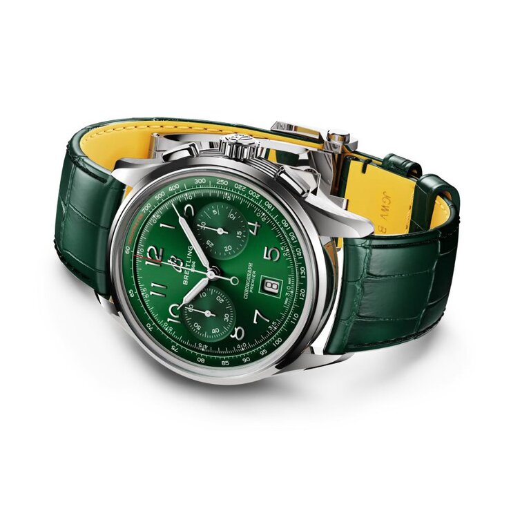 Breitling horloge met een kast in staal, met een wijzerplaat in het groen en een diameter van 42