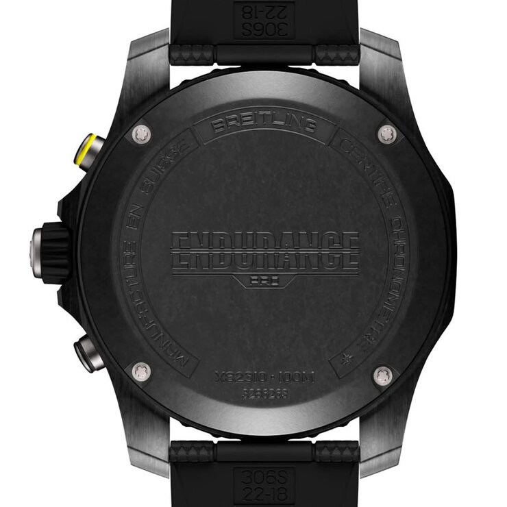 montre Breitling avec un boîtier en breitlight, un cadran noir et un diamètre de 44 mm
