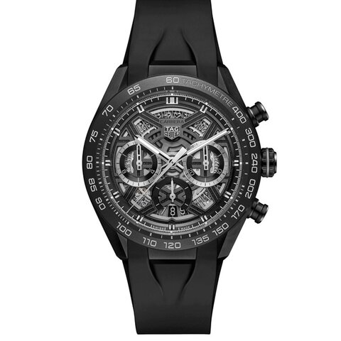 montre TAG Heuer avec un boîtier en titane, un cadran noir et un diamètre de 44