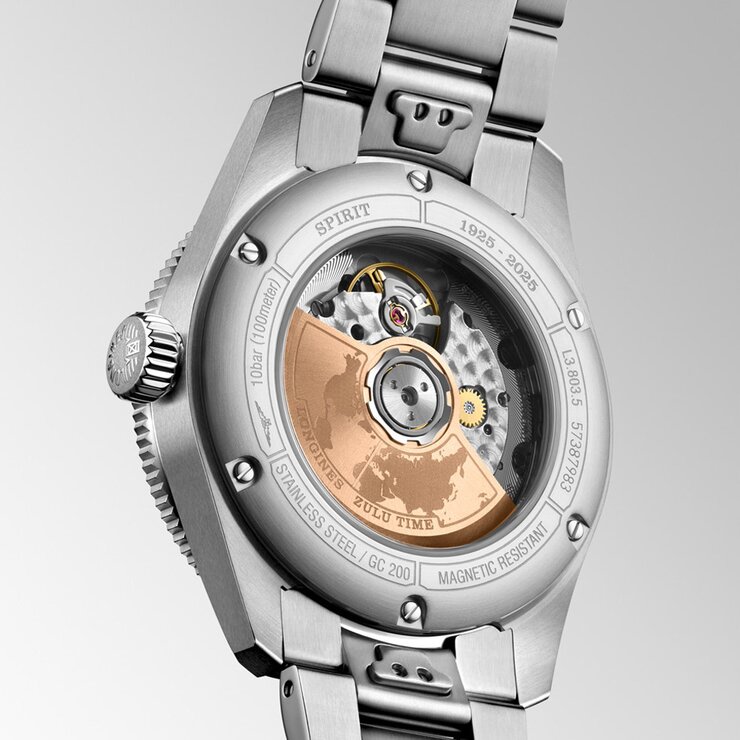 Longines horloge met een kast in rosé goud op staal, met een wijzerplaat in het zwart en een diameter van 39 mm