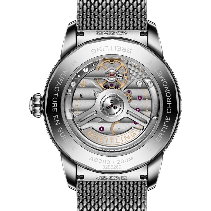 Breitling horloge met een kast in keramiek op staal, met een wijzerplaat in het groen en een diameter van 40