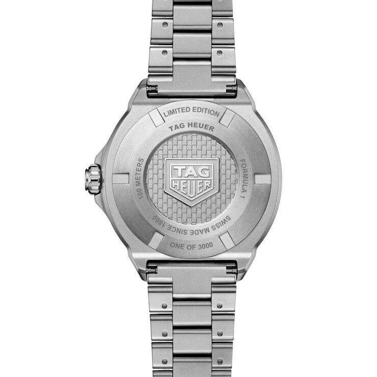 TAG Heuer horloge met een kast in polylight op staal, met een wijzerplaat in het wit en een diameter van 38