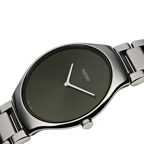 Rado horloge met een kast in keramiek, met een wijzerplaat in het grijs en een diameter van 39 mm