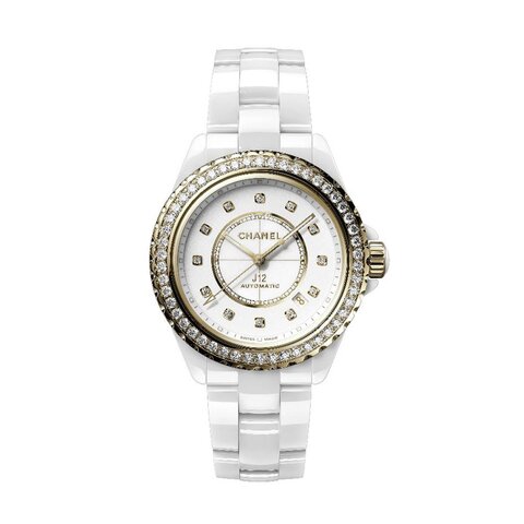 montre CHANEL un cadran blanc avec brilliant et un diamètre de 38 mm