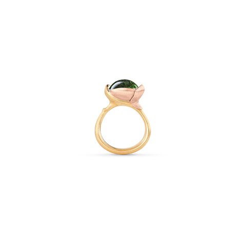 bague Ole Lynggaard en or jaune 18 ct avec tourmaline vert entouré de briljants de 0,05 karaat