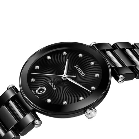 Rado horloge met een kast in keramiek, met een wijzerplaat in het zwart met briljant en een diameter van 31 mm
