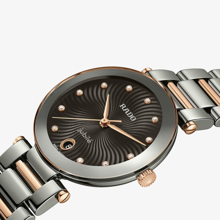 Rado horloge met een kast in keramiek, met een wijzerplaat in het grijs met briljant en een diameter van 31 mm