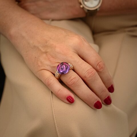 bague Pomellato en or rose 18 ct avec améthyste entouré de briljants de 1,02 karaat