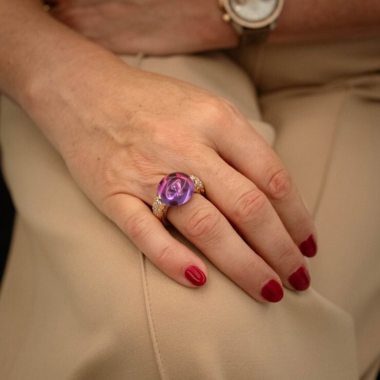 Pomellato ring in rosé goud 18kt met amethist omringd door briljanten van 1,02 karaat