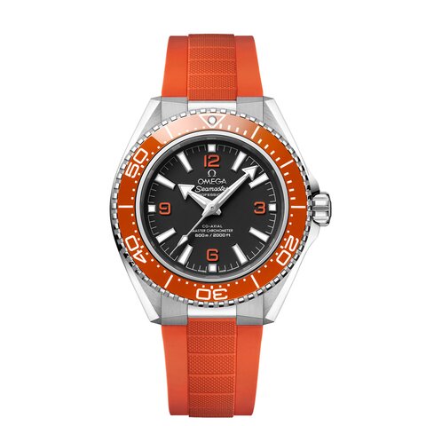 Omega horloge met een kast in keramiek op staal, met een wijzerplaat in het zwart en een diameter van 42 mm