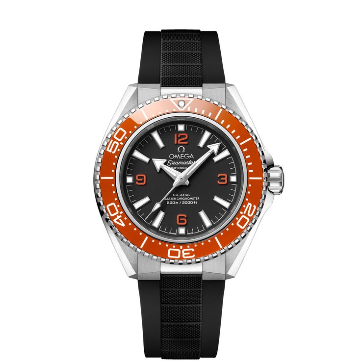 Omega horloge met een kast in keramiek op staal, met een wijzerplaat in het zwart en een diameter van 42 mm