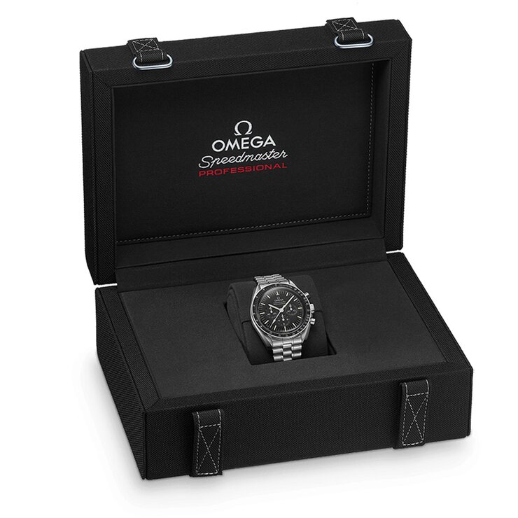 Omega horloge met een kast in staal, met een wijzerplaat in het zwart en een diameter van 42 mm