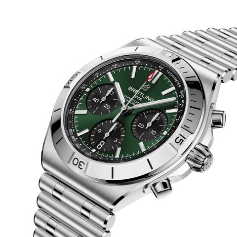 Breitling horloge met een kast in staal, met een wijzerplaat in het groen en een diameter van 42 mm