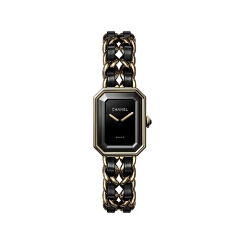 montre CHANEL avec un boîtier en acier revêtu d'or jaune 18 carats (0,1 micron), un cadran noir et un diamètre de 20 x 26 mm