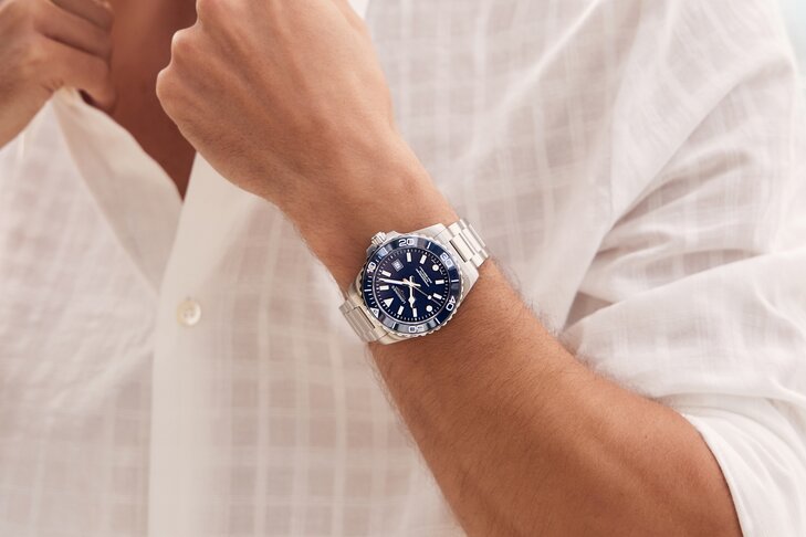 Longines Hydro Conquest op pols