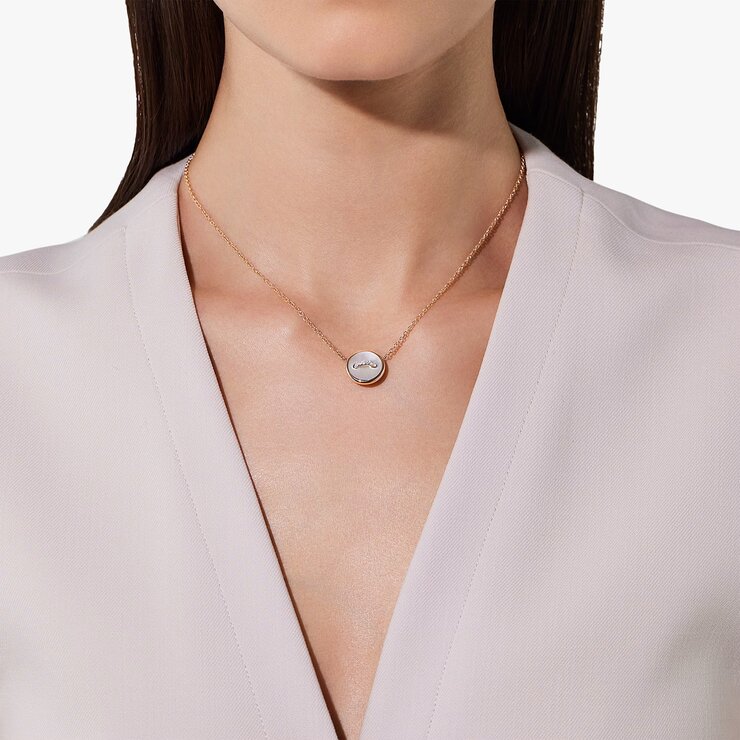 collier Pomellato en or rose 18 ct avec nacre entouré de briljants de 0,04 karaat